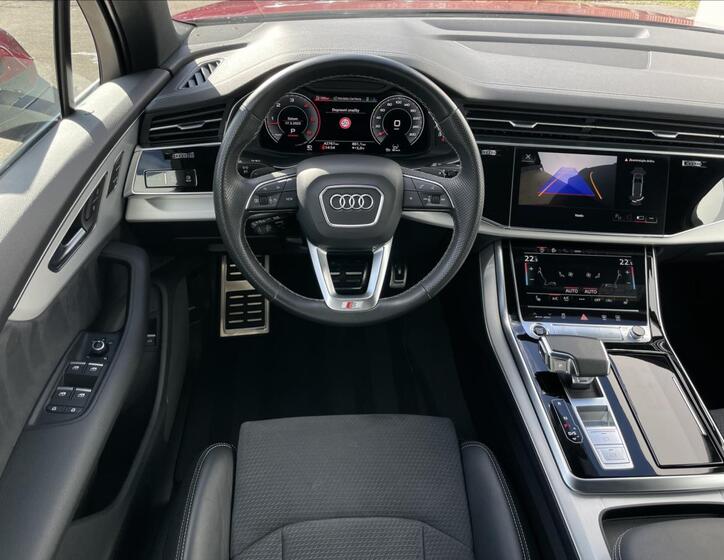Audi Q7 7