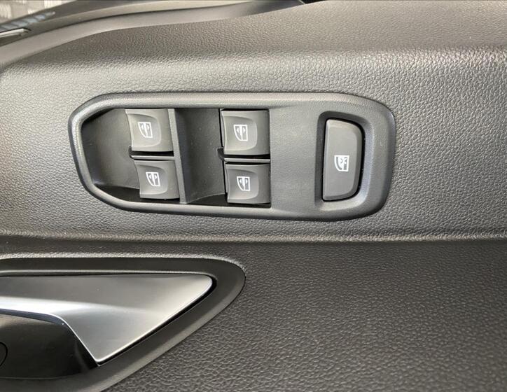 Dacia Duster 18