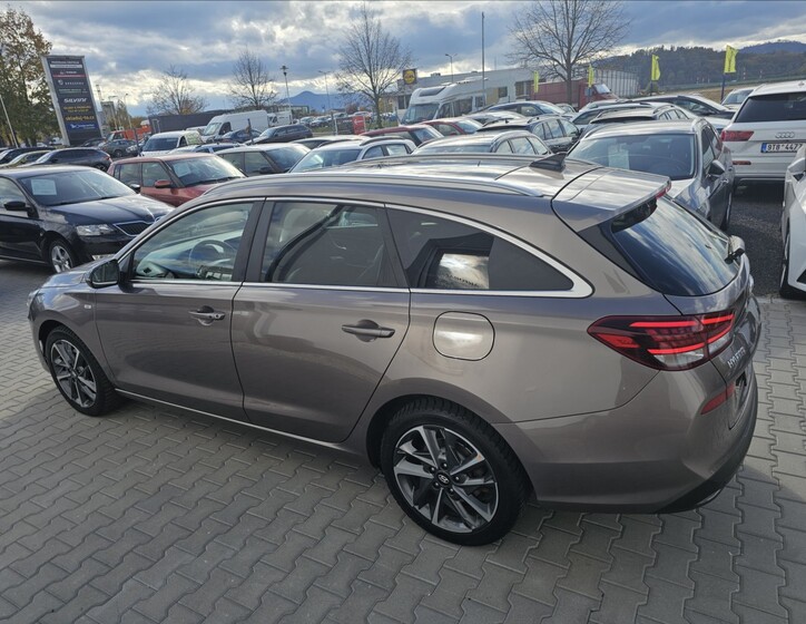 Hyundai i30 10