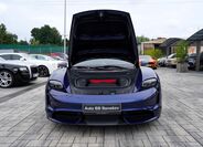 Porsche Taycan 9