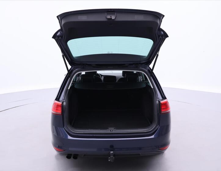 Volkswagen Golf 9