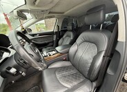 Audi A8 11