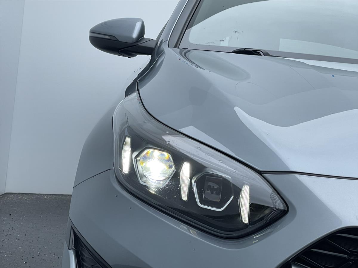 KIA ProCeed