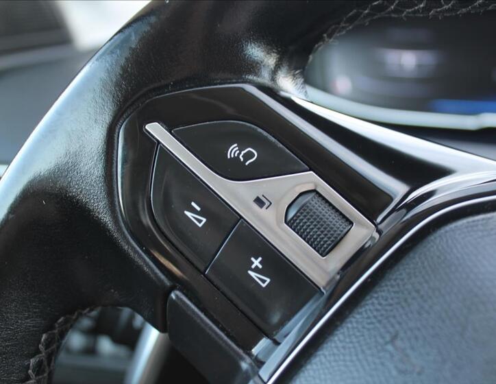 Peugeot 3008 24