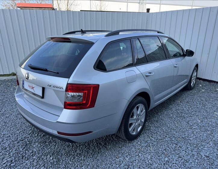 Škoda Octavia 13