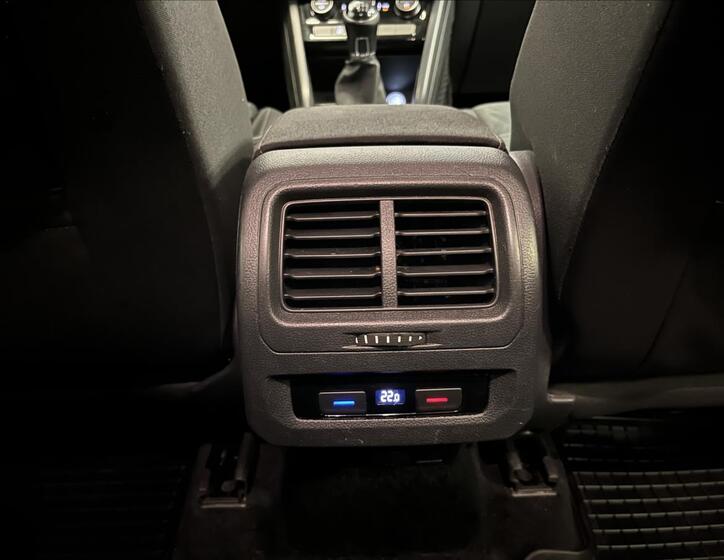 Volkswagen Touran 25