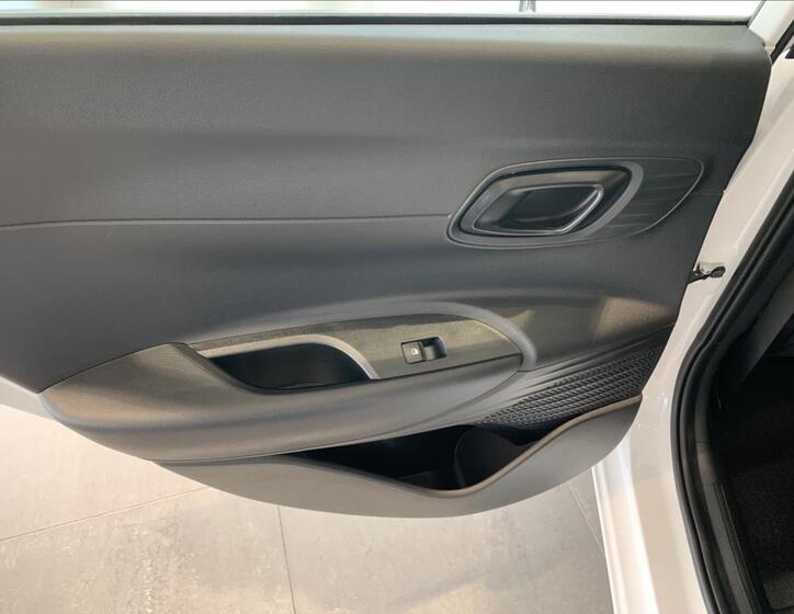 Hyundai i20 11