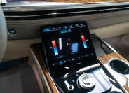 Cadillac Escalade 30