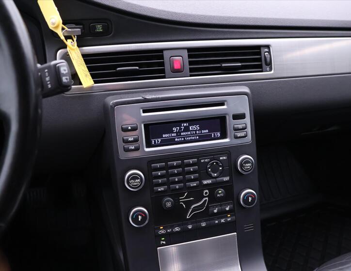 Volvo V70 23