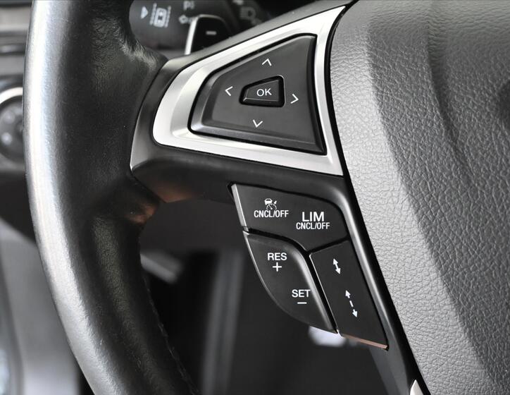 Ford Mondeo 17