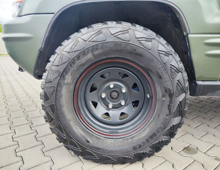 Jeep Grand Cherokee 28