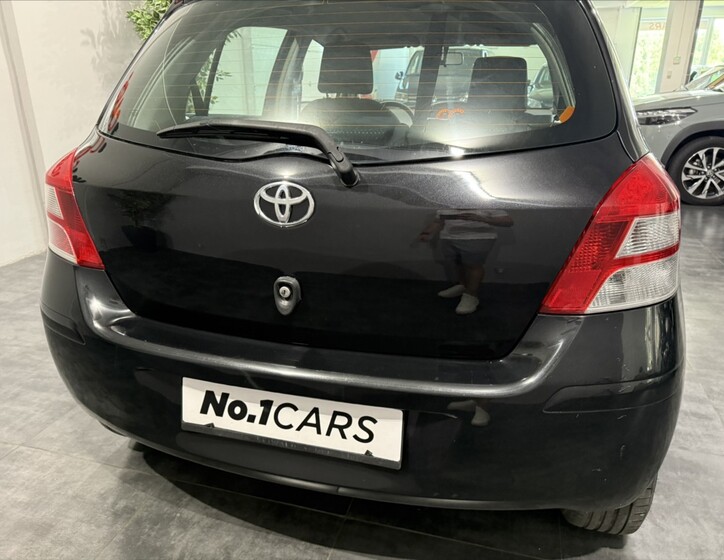 Toyota Yaris 20
