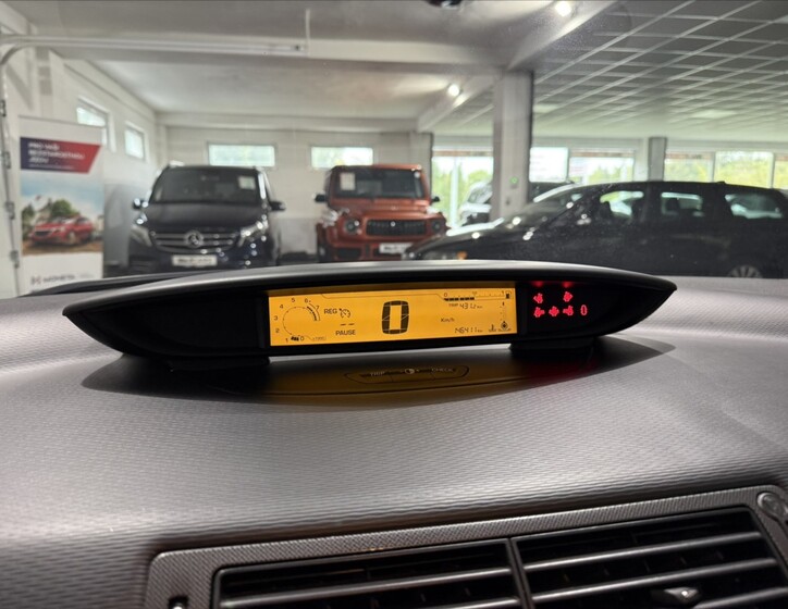 Citroën C4 8