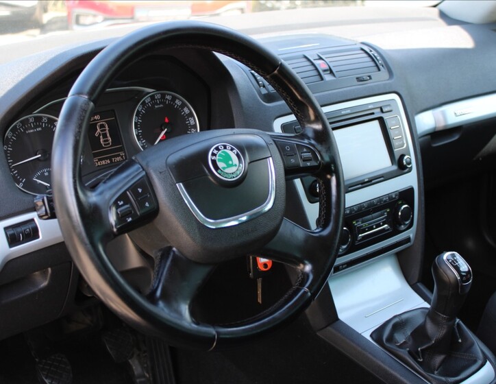 Škoda Octavia 24