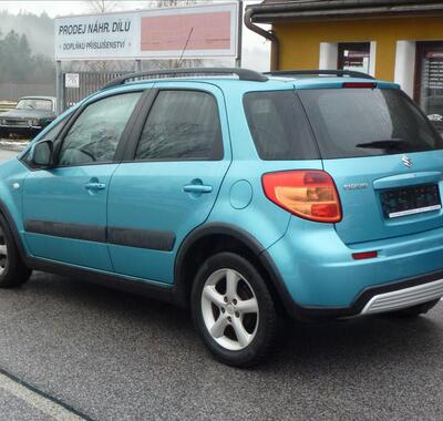 Suzuki SX4 7