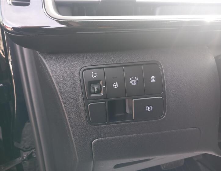 Hyundai Staria 16