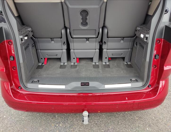 Volkswagen Multivan 24