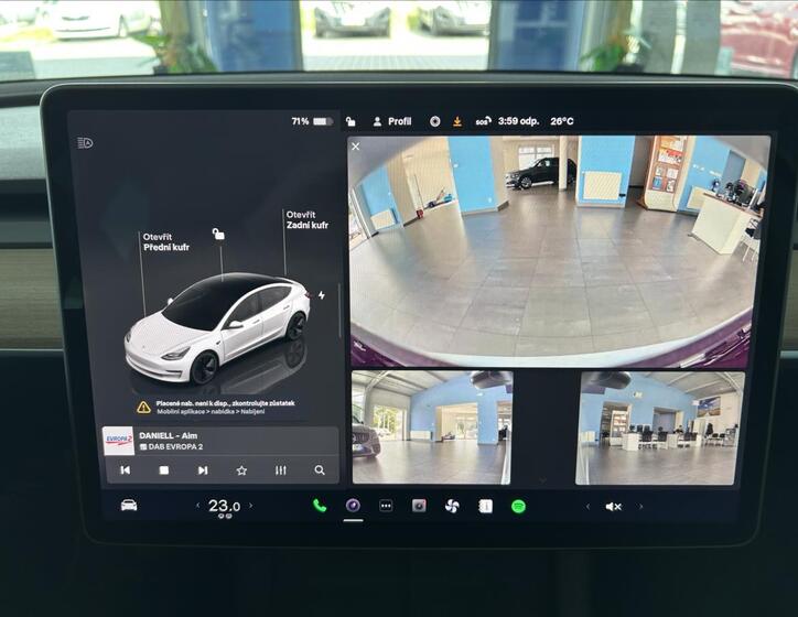 Tesla Model 3 17