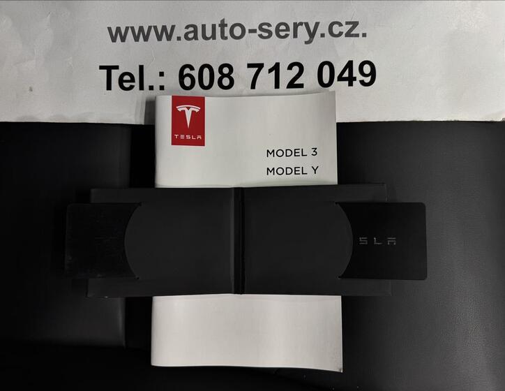 Tesla Model Y 34