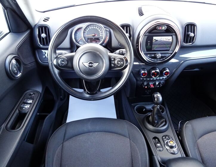 Mini Countryman 7