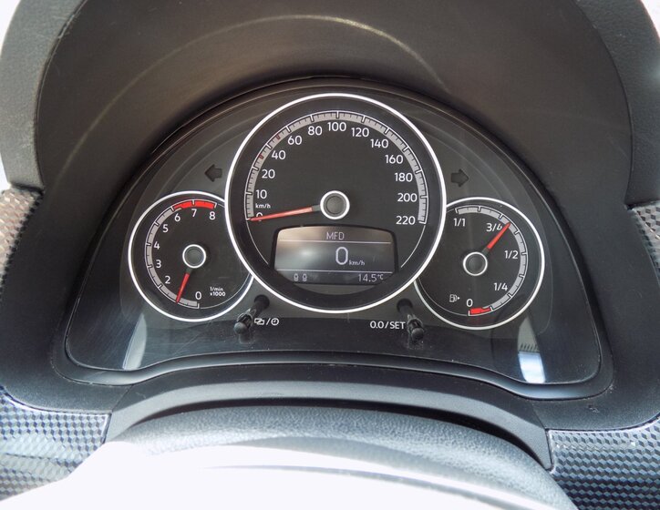 Volkswagen up! 27
