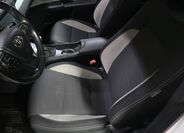 Toyota Avensis 9