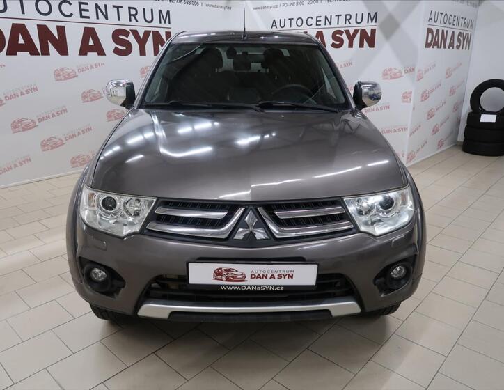Mitsubishi L200 2