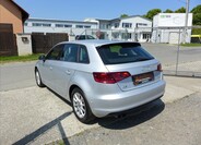 Audi A3 8