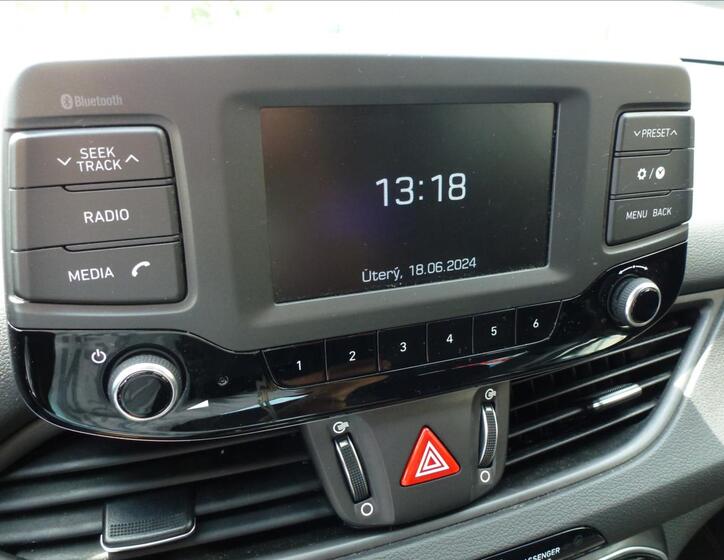 Hyundai i30 32