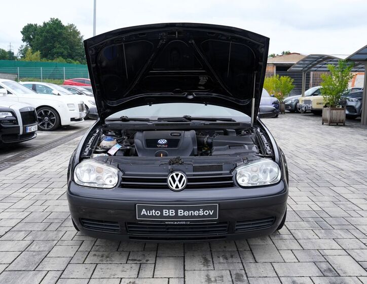 Volkswagen Golf 9