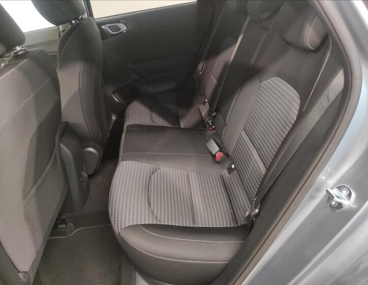 KIA Ceed 8