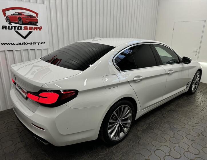 BMW Řada 5 8