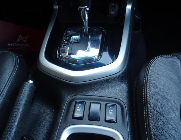 Nissan Navara 29