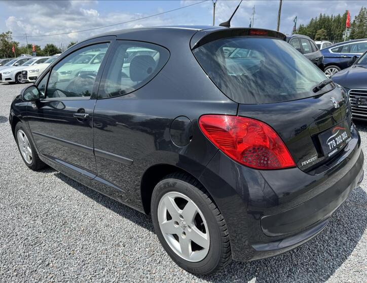 Peugeot 207 5