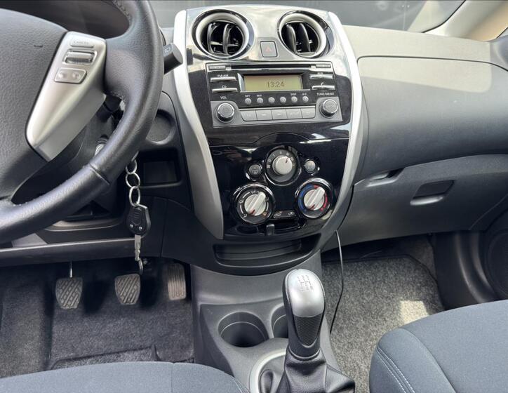 Nissan Note 15