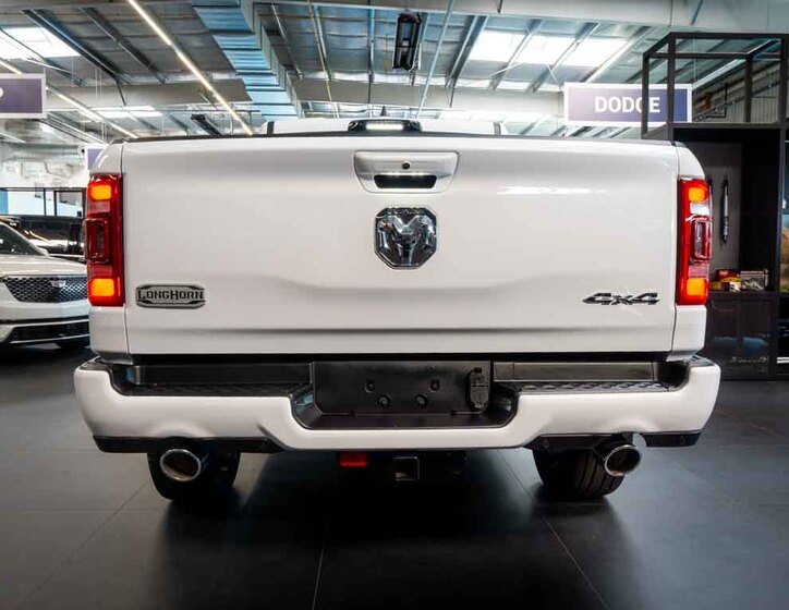 Dodge RAM 4