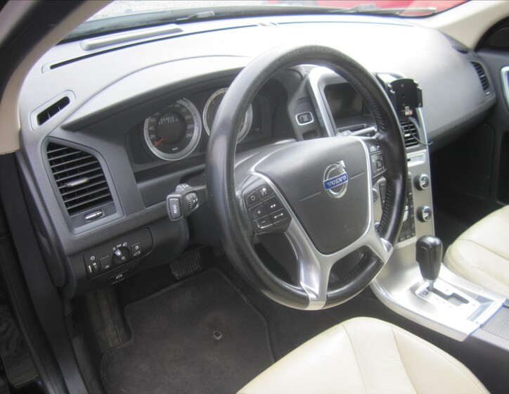 Volvo XC60 12