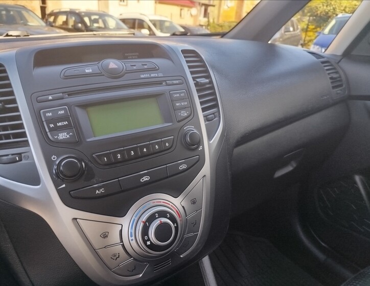 Hyundai ix20 19