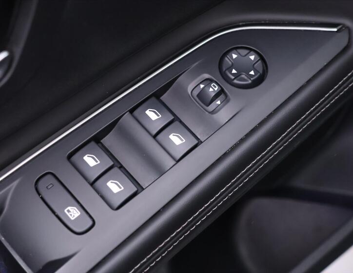 Peugeot 5008 18