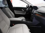 Mercedes-Benz Třídy E 12