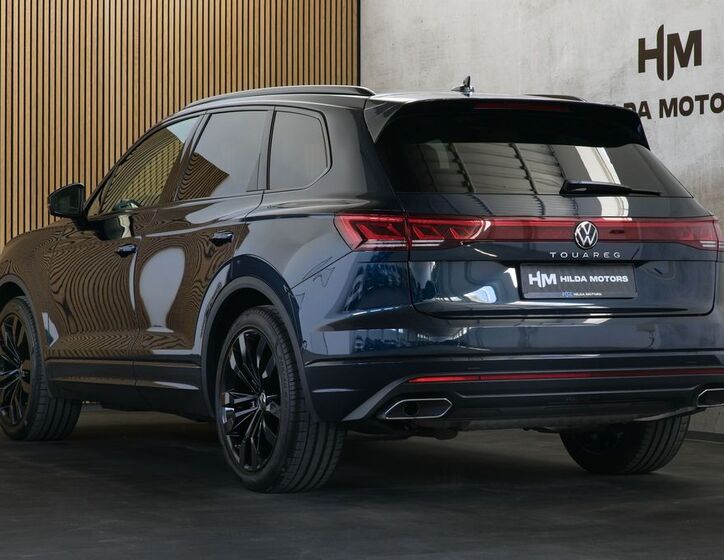 Volkswagen Touareg 2