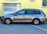 Volkswagen Golf 9