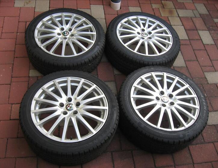 Alfa Romeo Spider 43