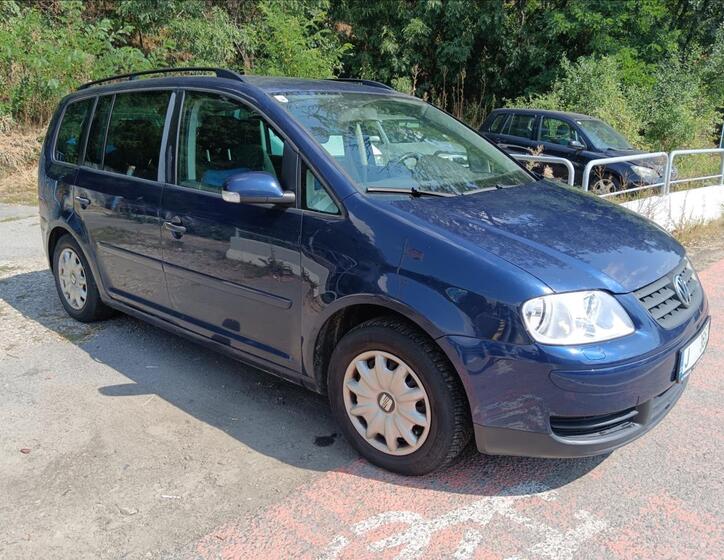 Volkswagen Touran 17