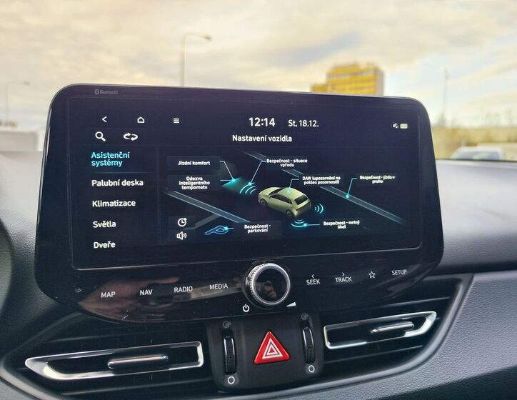 Hyundai i30 16