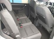 Volkswagen Touran 9