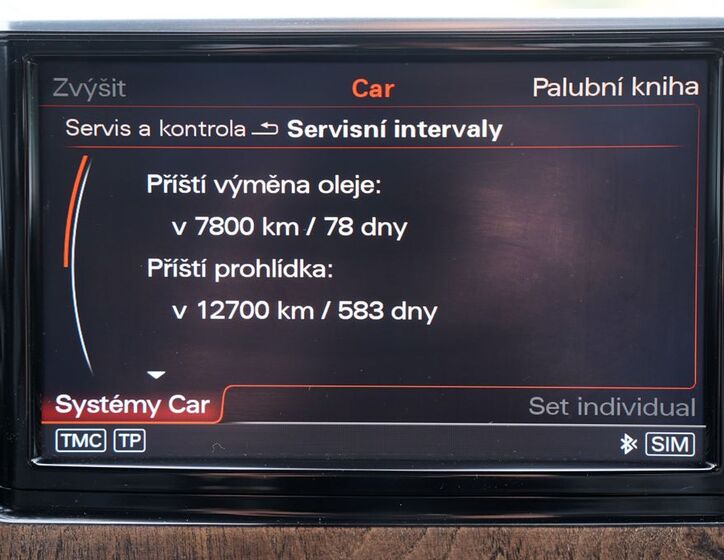 Audi A8 38