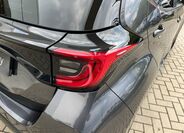 Toyota Yaris 11