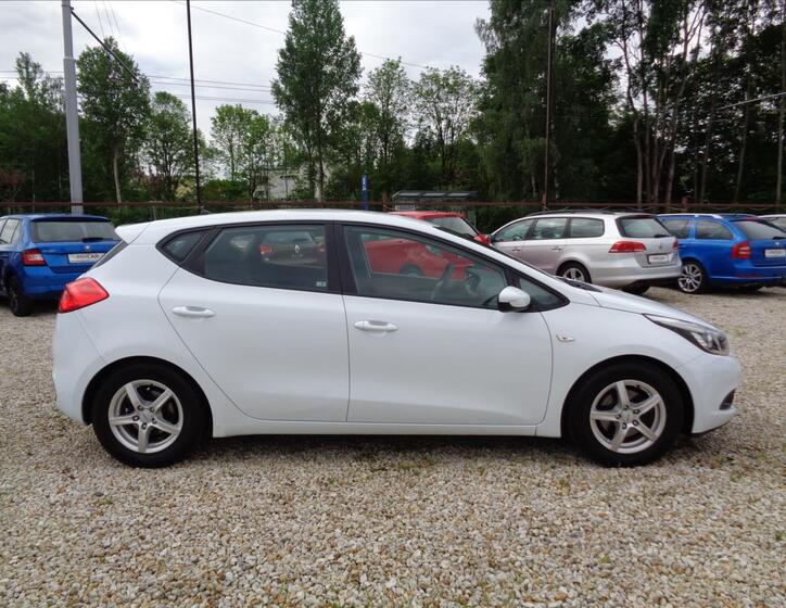 KIA Ceed 8