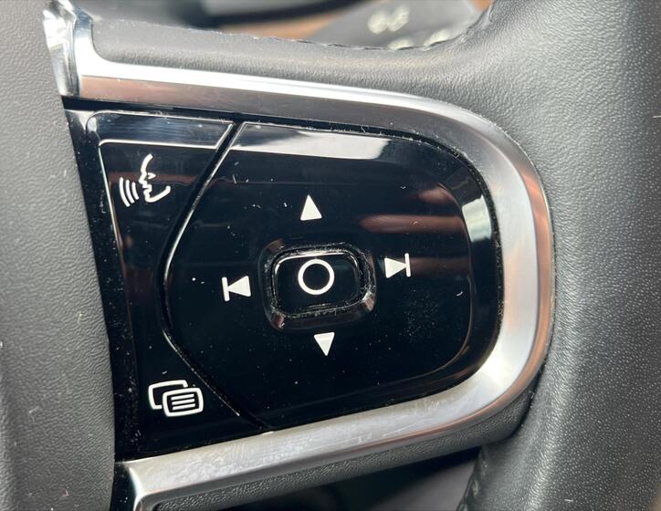 Volvo S90 18